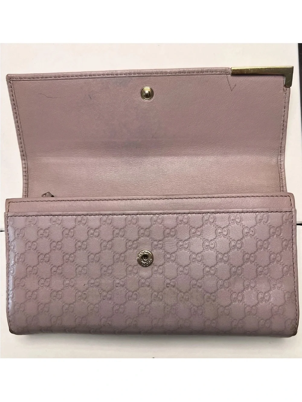 Authentic Gucci Microguccissima Continental Wallet Lavender Leather w/ COA - Picture 3 of 10